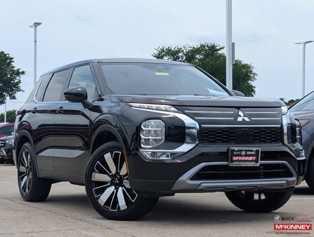 2025 Mitsubishi Outlander SE S-AWC's photo