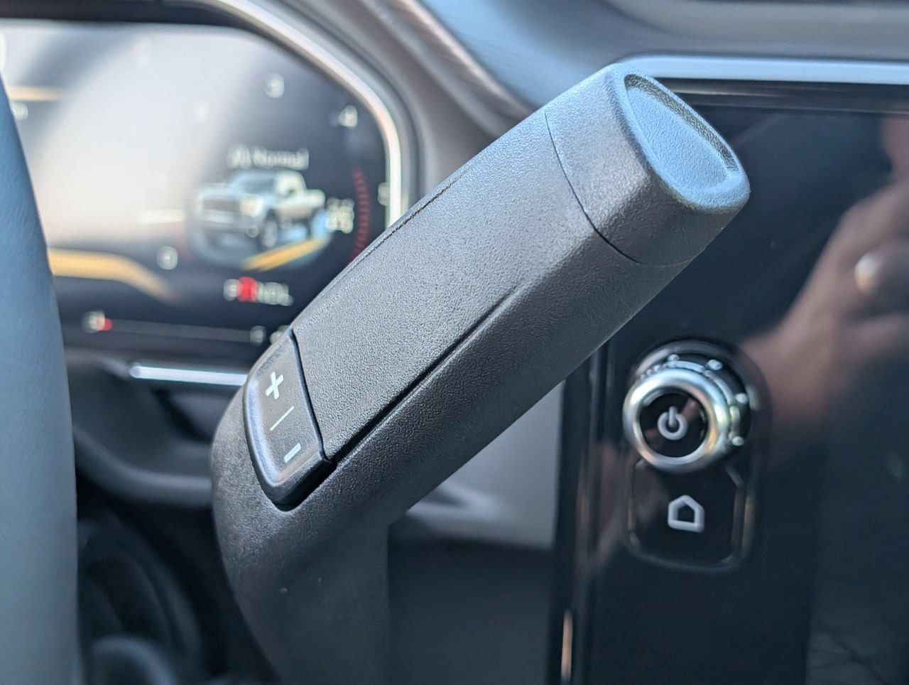 2026 GMC Sierra 2500HD Denali Ultimate - Photo 17