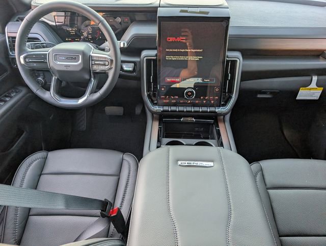 2026 GMC Yukon Denali - Photo 7