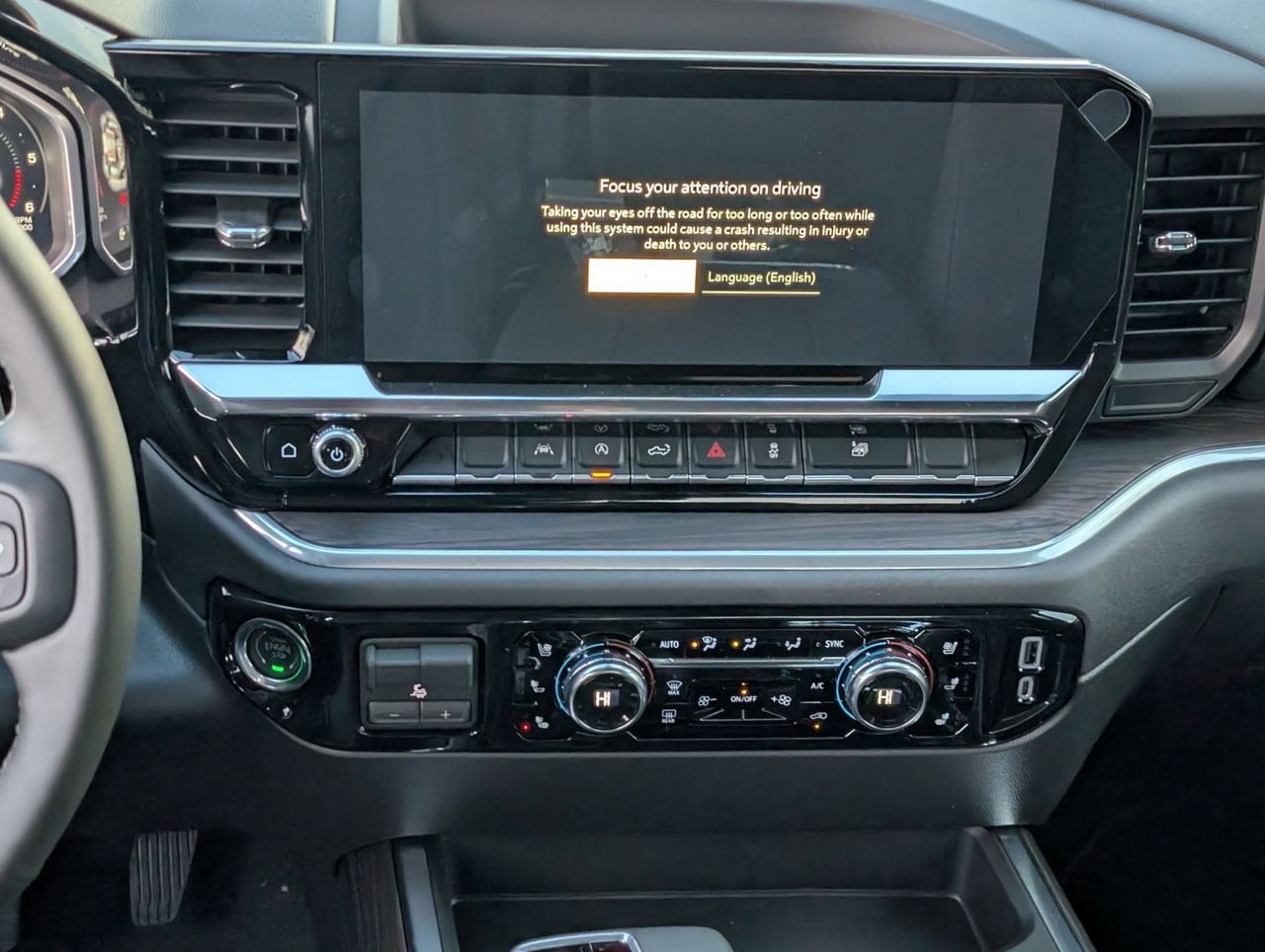 2026 GMC Sierra 1500 SLT - Photo 11