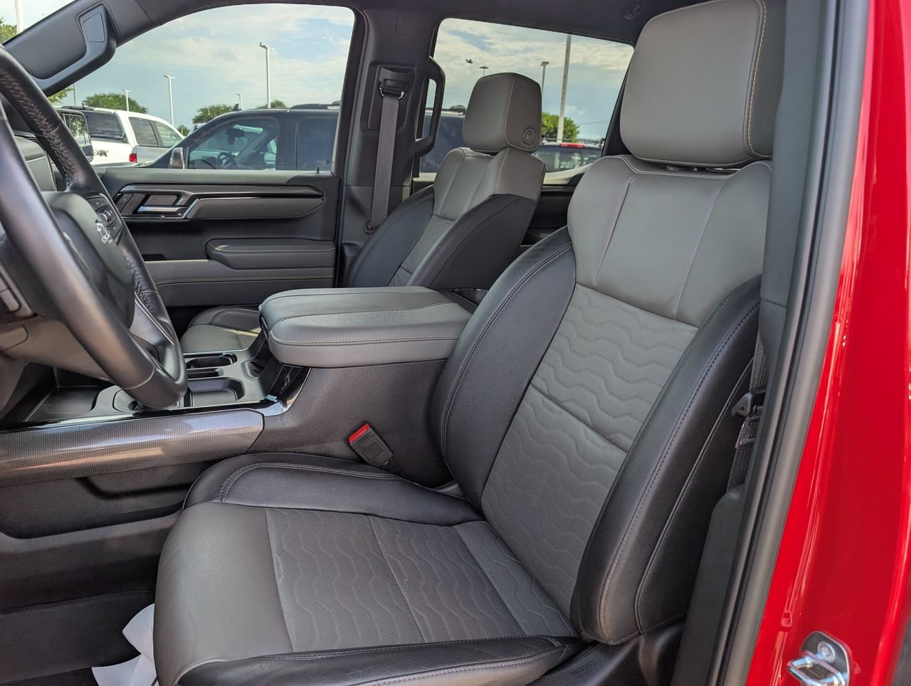 2023 Chevrolet Silverado 1500 ZR2 - Photo 25