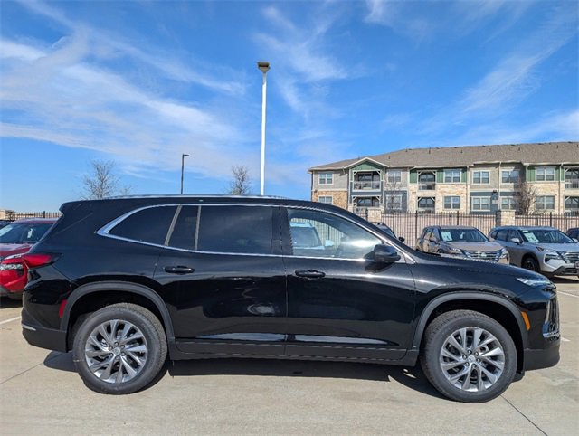2025 Buick Enclave Preferred photo 3