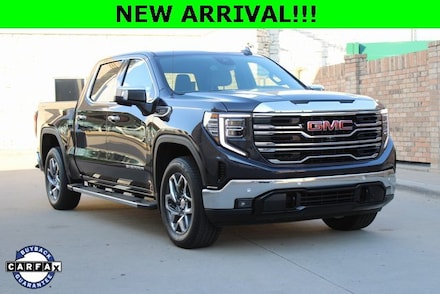 2025 GMC Sierra 1500 SLT Truck Crew Cab