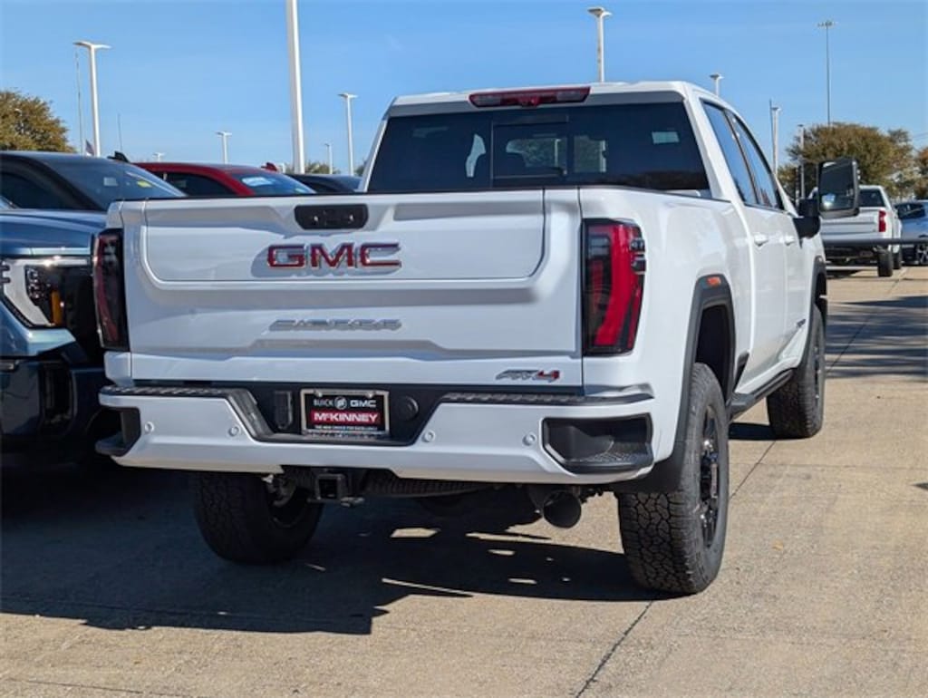 New 2026 GMC Sierra 2500 HD AT4 Truck Crew Cab