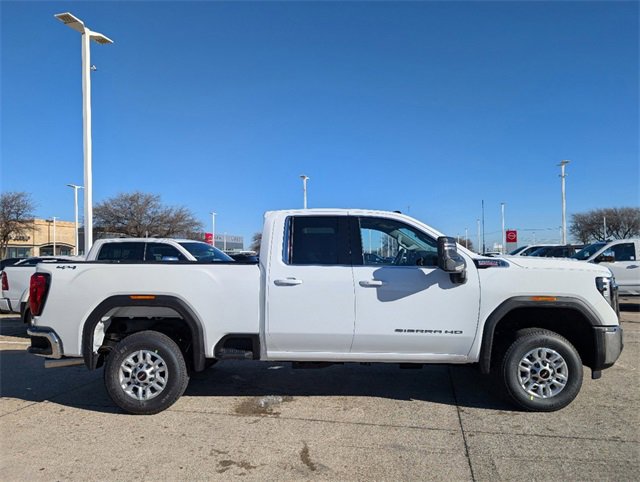 2025 Gmc Sierra 2500 HD SLE photo 3