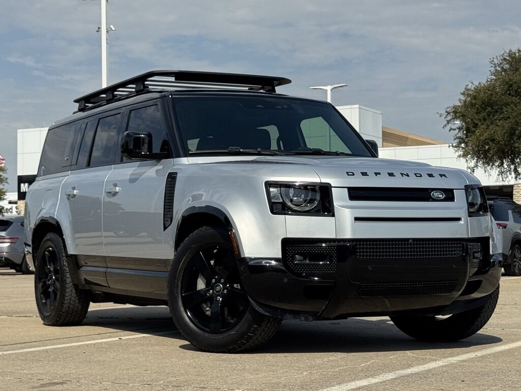 Used 2024 Land Rover Defender 130 P400 X-Dynamic SE SUV