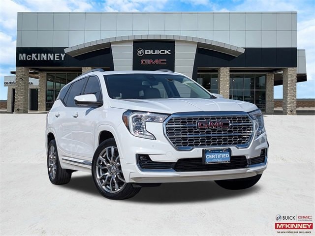 2022 GMC Terrain Denali's photo