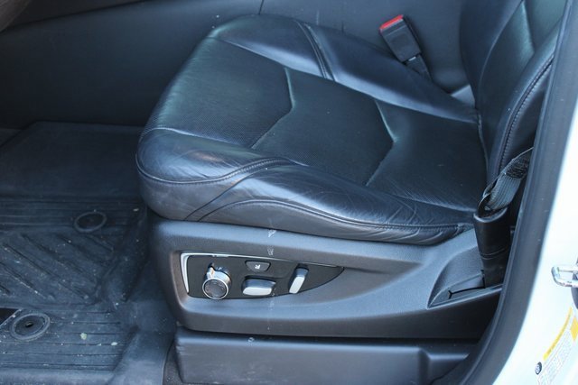 2020 Cadillac Escalade Platinum photo 4