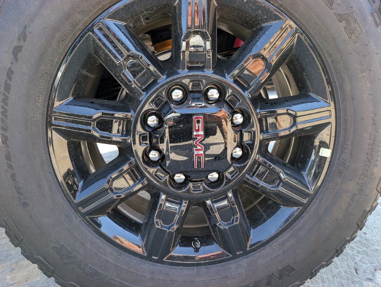 2026 GMC Sierra 2500HD AT4 - Photo 6