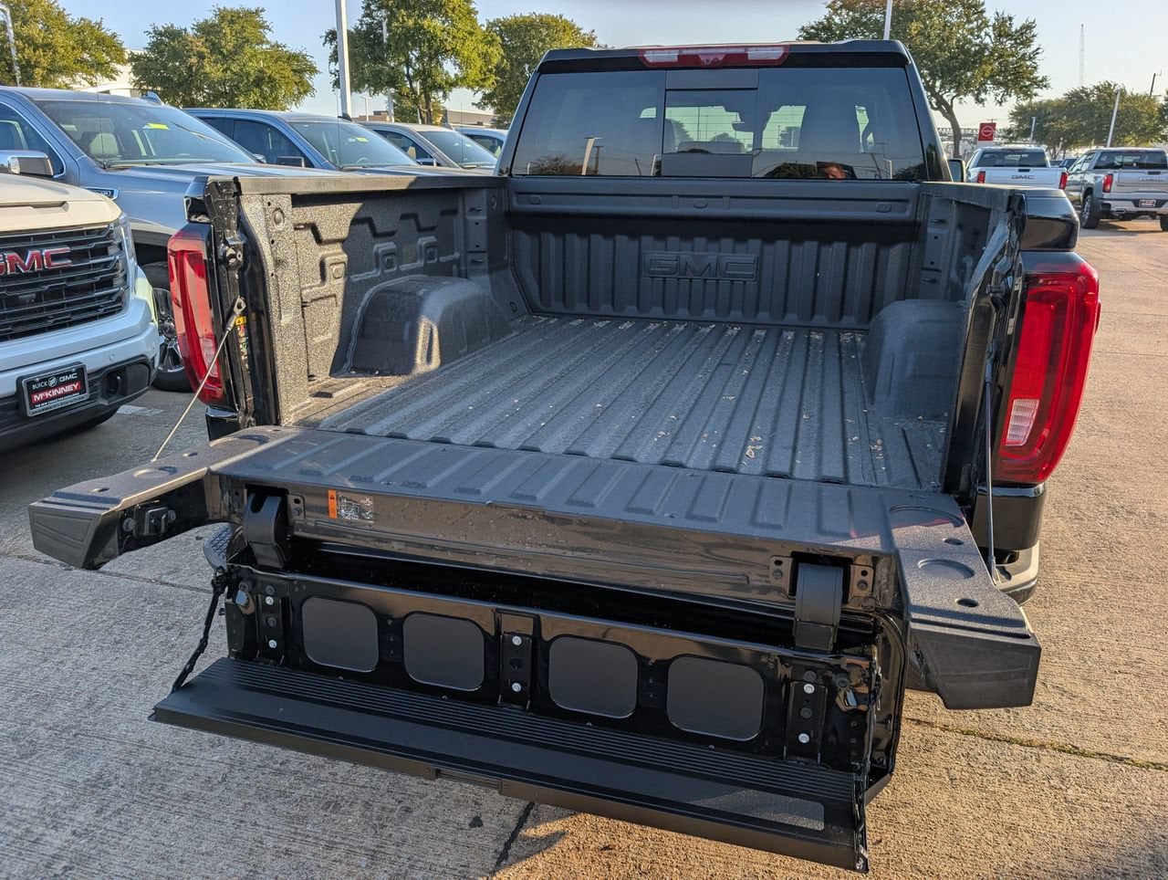2026 GMC Sierra 1500 Denali - Photo 7