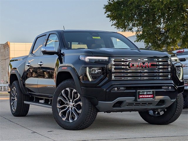 2026 Gmc Canyon Denali photo 2
