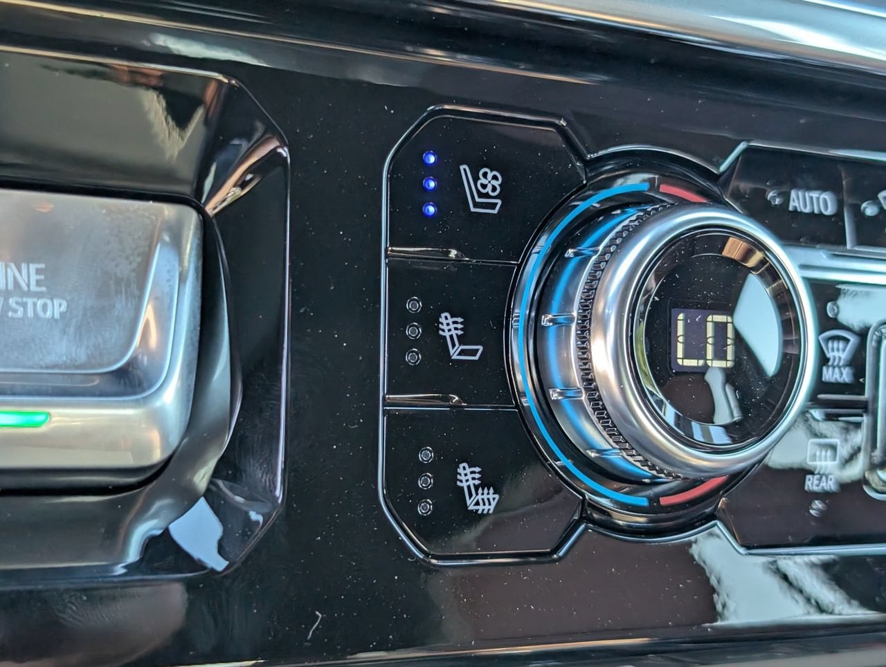 2026 GMC Sierra 2500HD Denali Ultimate - Photo 14