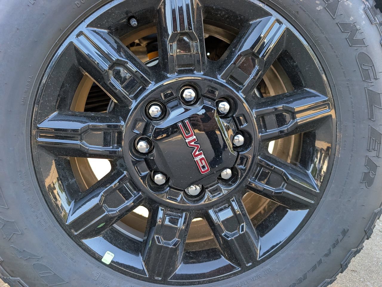 2026 GMC Sierra 2500HD AT4 - Photo 6