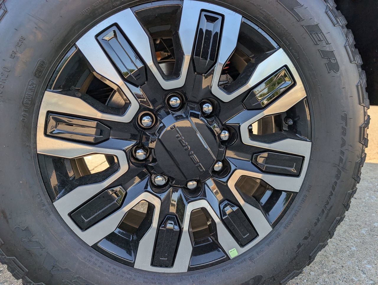 2026 GMC Sierra 2500HD Denali Ultimate - Photo 6