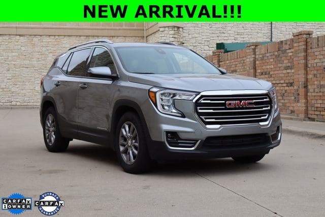 2024 GMC Terrain SLT FWD's photo