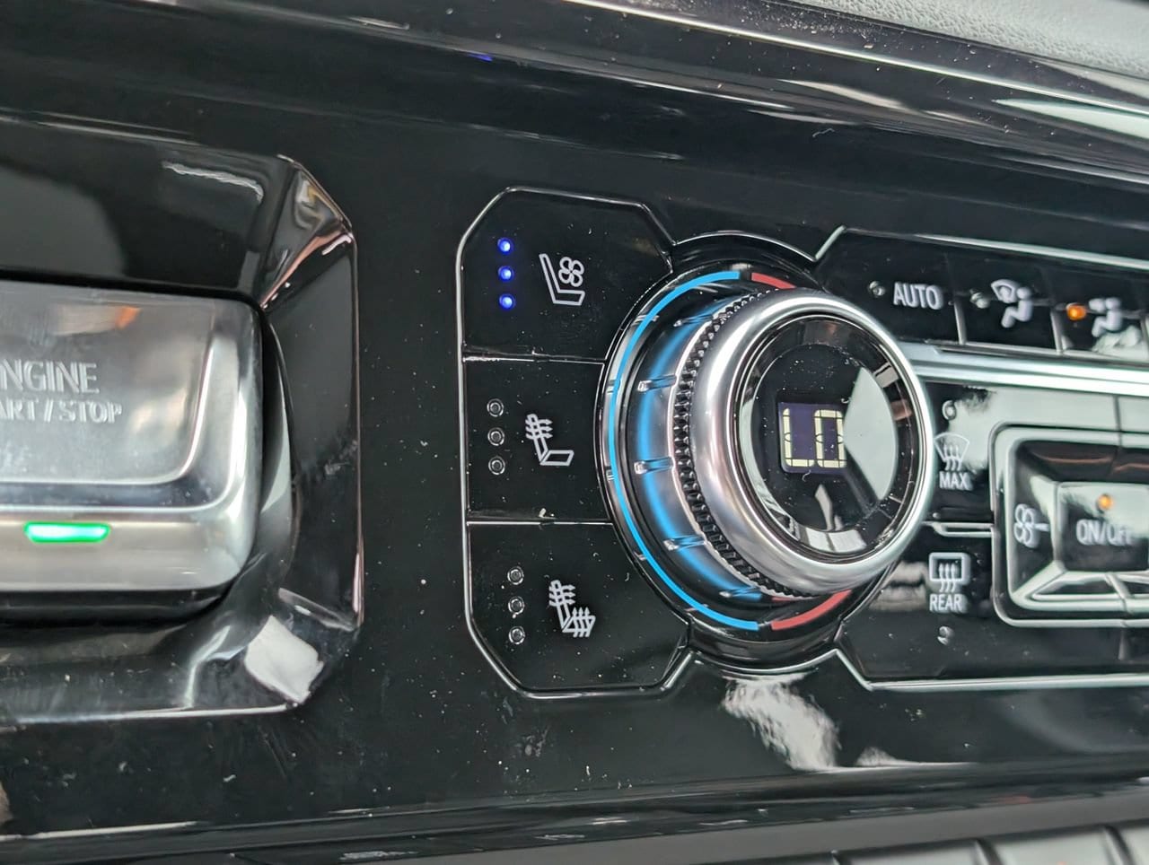 2026 GMC Sierra 2500HD AT4 - Photo 14