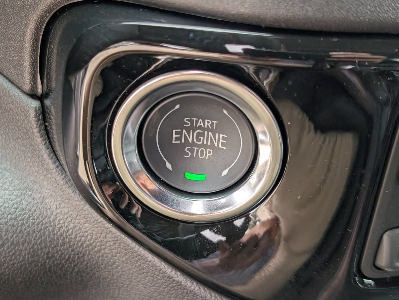 2026 GMC Sierra 1500 SLT - Photo 16