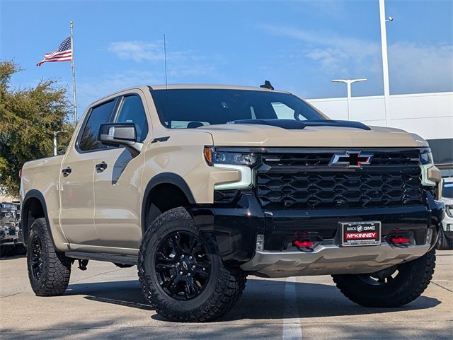 2023 Chevrolet Silverado 1500 ZR2 photo 2