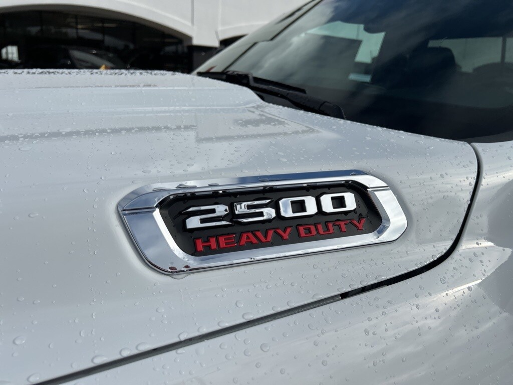 2026 Ram 2500 Tradesman photo 4