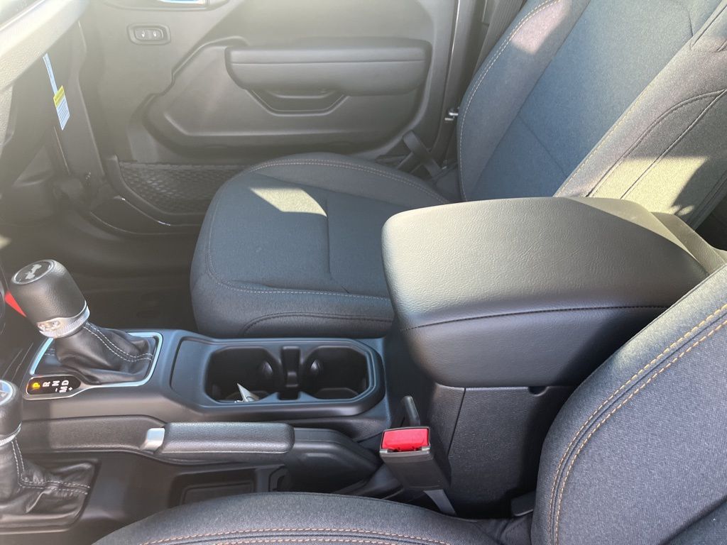 2026 Jeep Wrangler 2-Door Willys - Photo 26