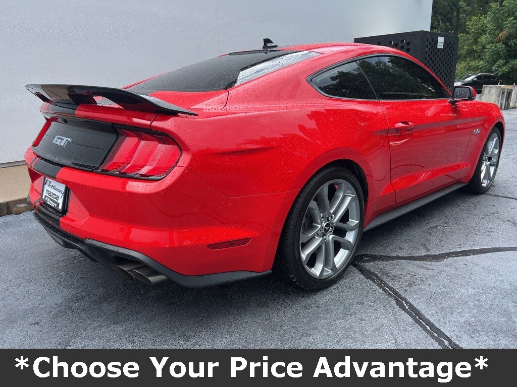 2022 Ford Mustang GT Premium photo 3