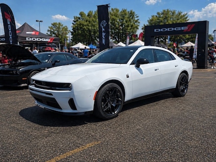 2026 Dodge Charger SCAT PACK 4-DOOR AWD Sedan