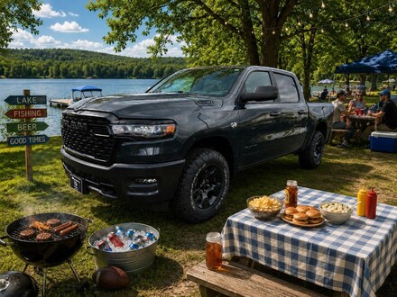 2026 Ram 1500 WARLOCK CREW CAB 4X4 5'7 BOX Pickup