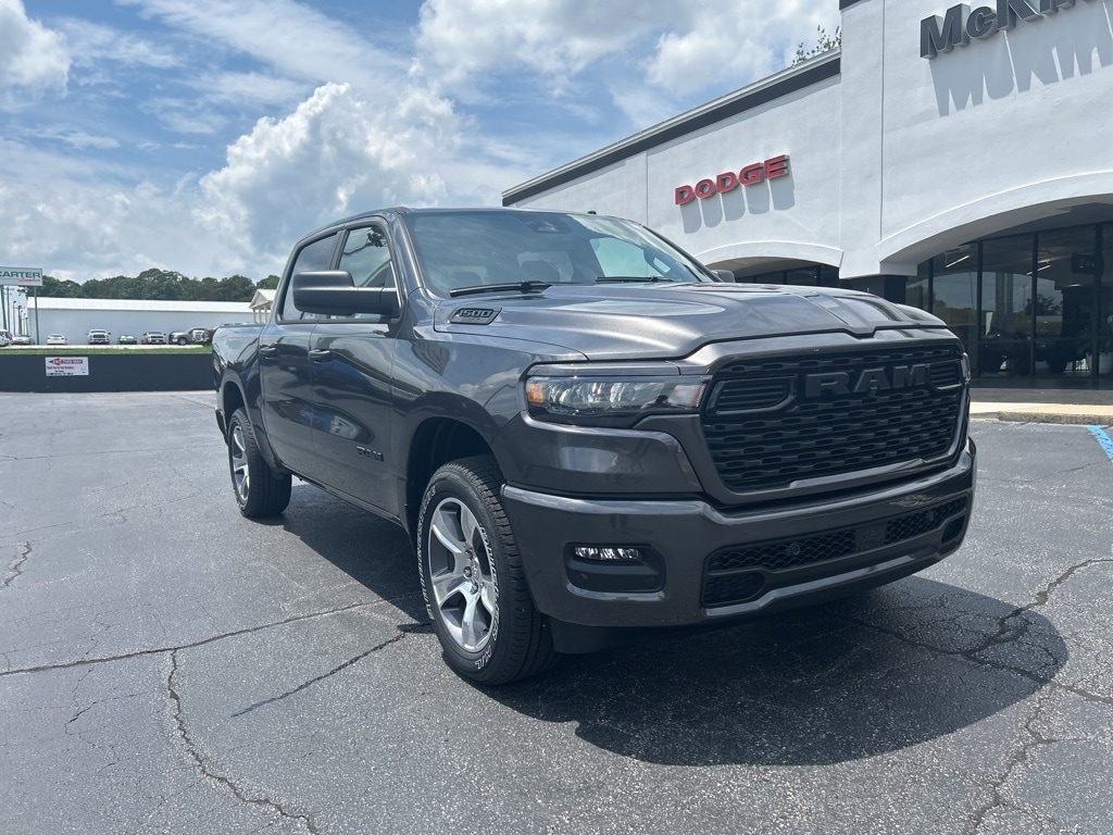 2025 Ram 1500 TRADESMAN CREW CAB 4X4 5'7 BOX