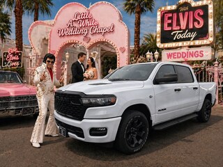 2026 Ram 1500 EXPRESS CREW CAB 4X4 5'7 BOX Pickup