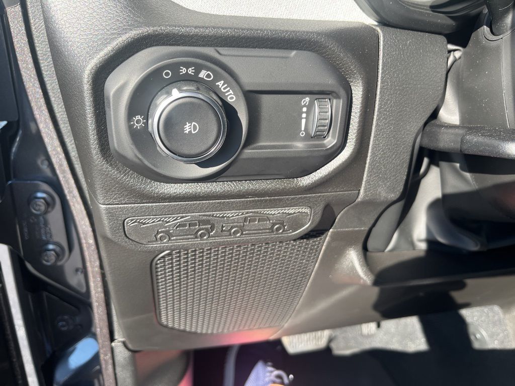 2026 Jeep Wrangler 2-Door Willys - Photo 42