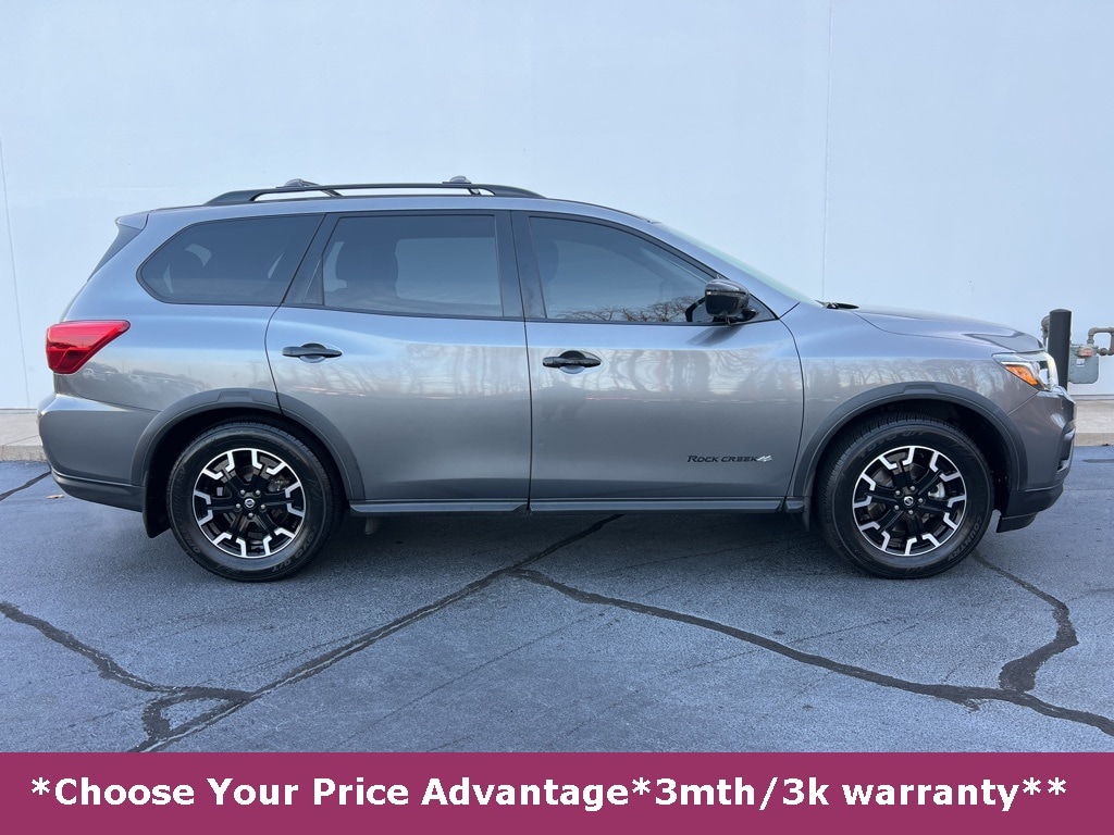 Used 2020 Nissan Pathfinder SL SUV