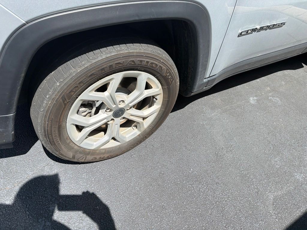 Certified 2025 Jeep Compass Latitude SUV