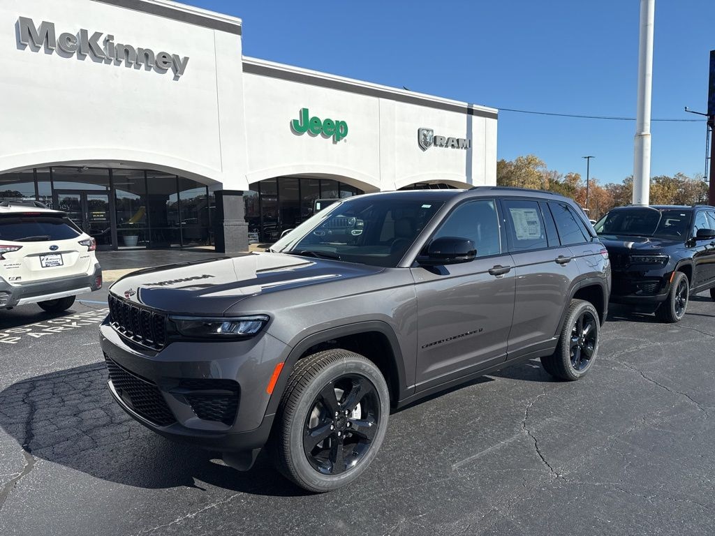New 2025 Jeep Grand Cherokee ALTITUDE X 4X2 Sport Utility