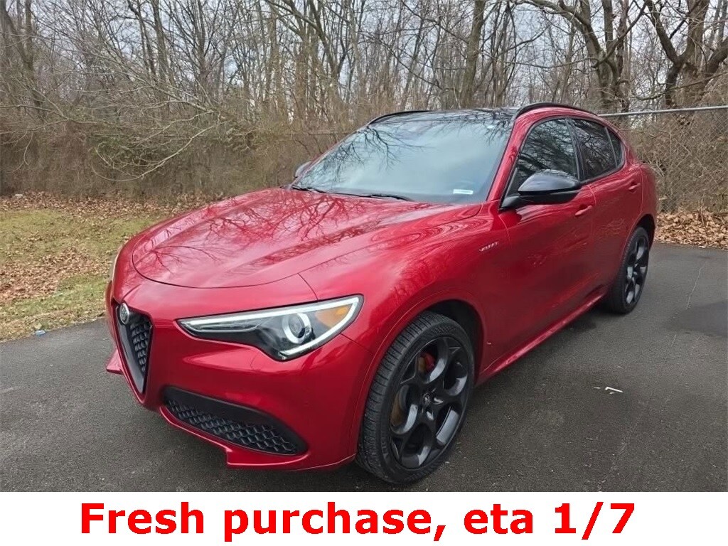 Used 2023 Alfa Romeo Stelvio Veloce SUV