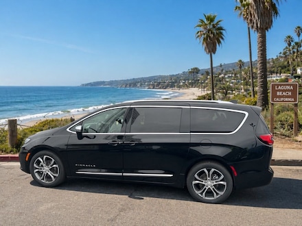 2026 Chrysler Pacifica PINNACLE Passenger Van