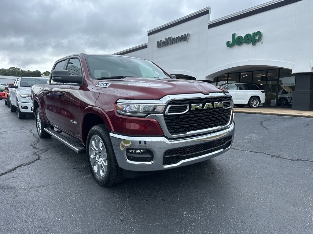 2025 Ram 1500 BIG HORN CREW CAB 4X4 5'7 BOX
