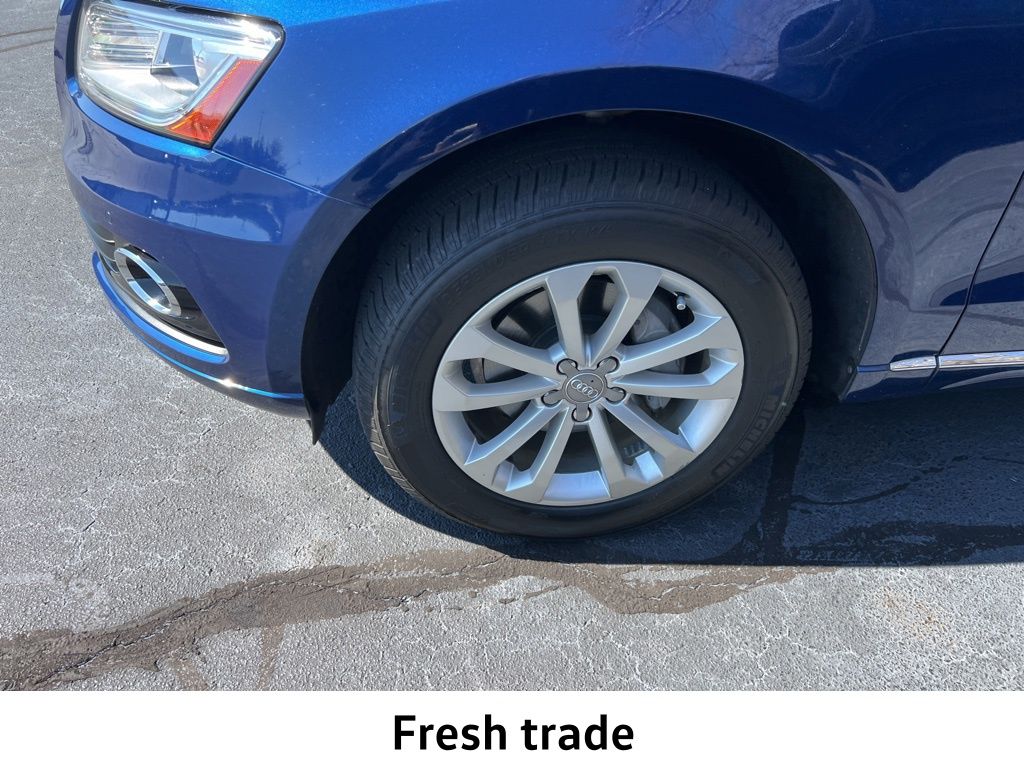 Used 2014 Audi Q5 Premium with VIN WA1LFAFP6EA085606 for sale in Easley, SC