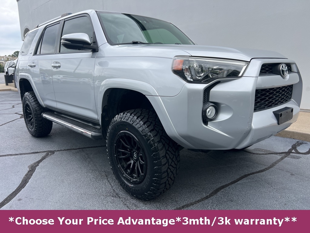 2019 Toyota 4Runner SR5 Premium's photo