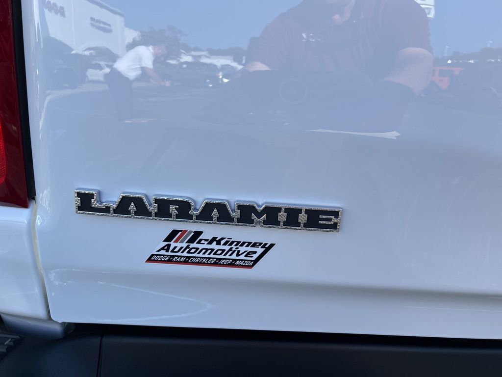 2026 RAM 1500 Laramie - Photo 9