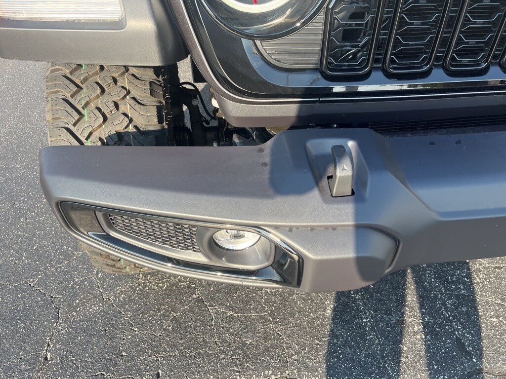 2025 Jeep Wrangler Willys photo 3