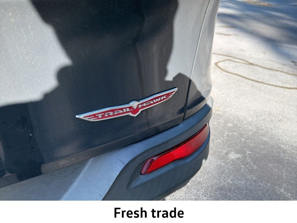 Used 2016 Jeep Cherokee Trailhawk SUV