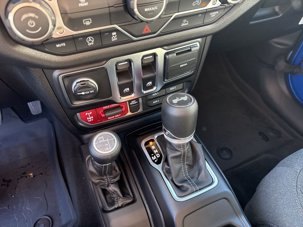2026 Jeep Wrangler 2-Door Willys - Photo 25