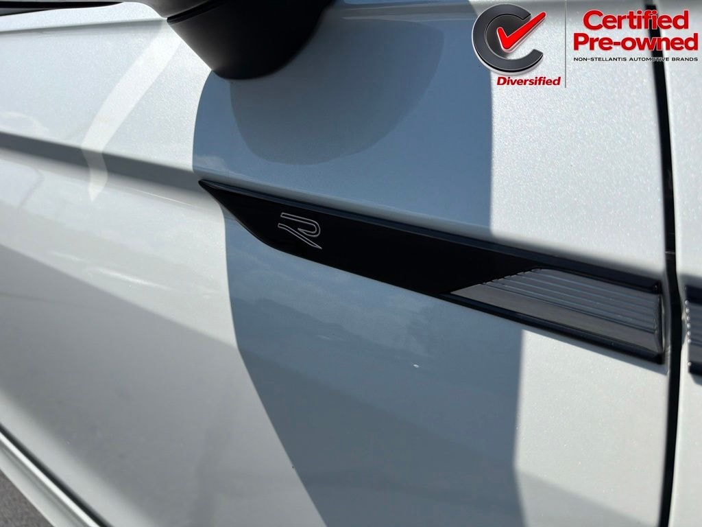 Certified 2022 Volkswagen Tiguan 2.0T SE R-Line Black SUV