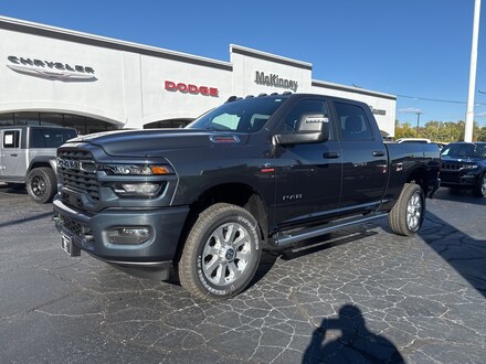 2026 Ram 2500 BIG HORN CREW CAB 4X4 6'4 BOX Pickup