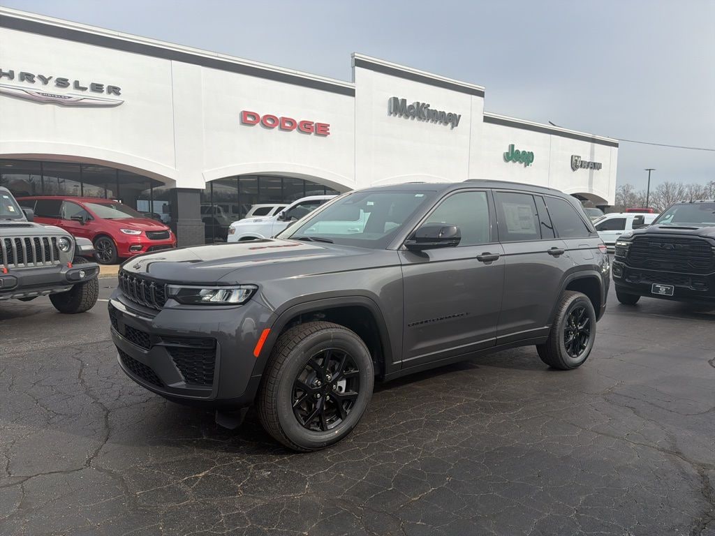 New 2026 Jeep Grand Cherokee LAREDO ALTITUDE 4X4 Sport Utility