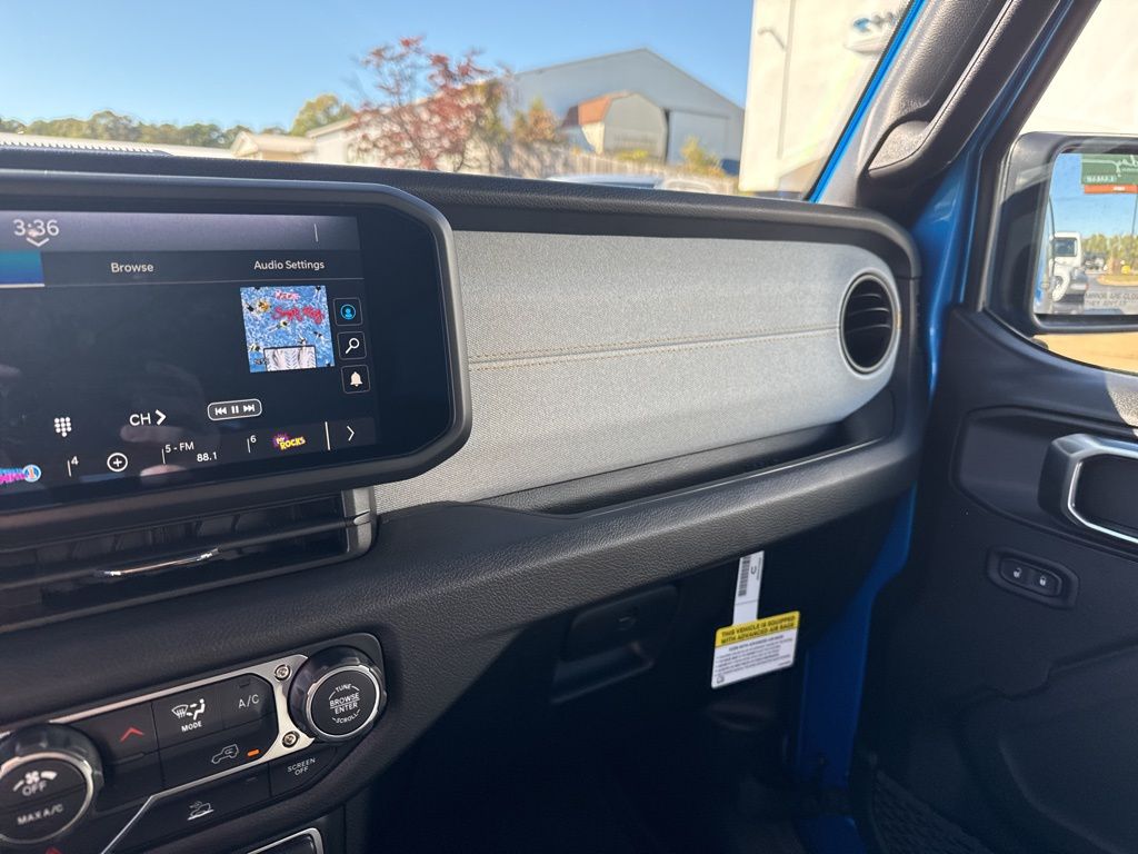 2026 Jeep Wrangler 2-Door Willys - Photo 27