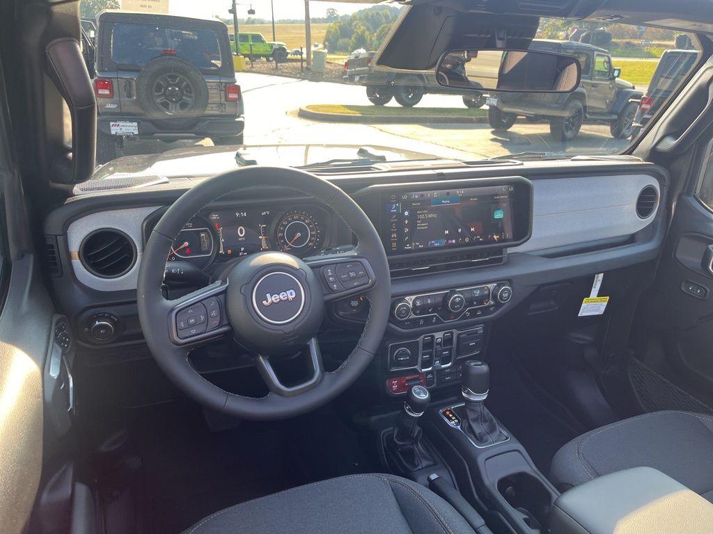 2025 Jeep Wrangler 4-Door Willys - Photo 21
