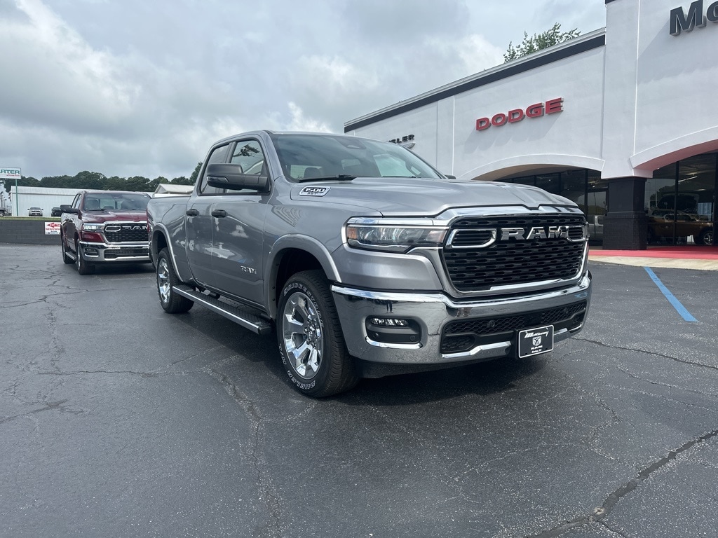 2025 Ram 1500 BIG HORN QUAD CAB 4X4 6'4 BOX