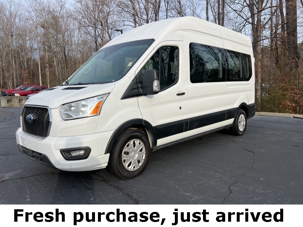 2022 Ford Transit Passenger Van XLT's photo