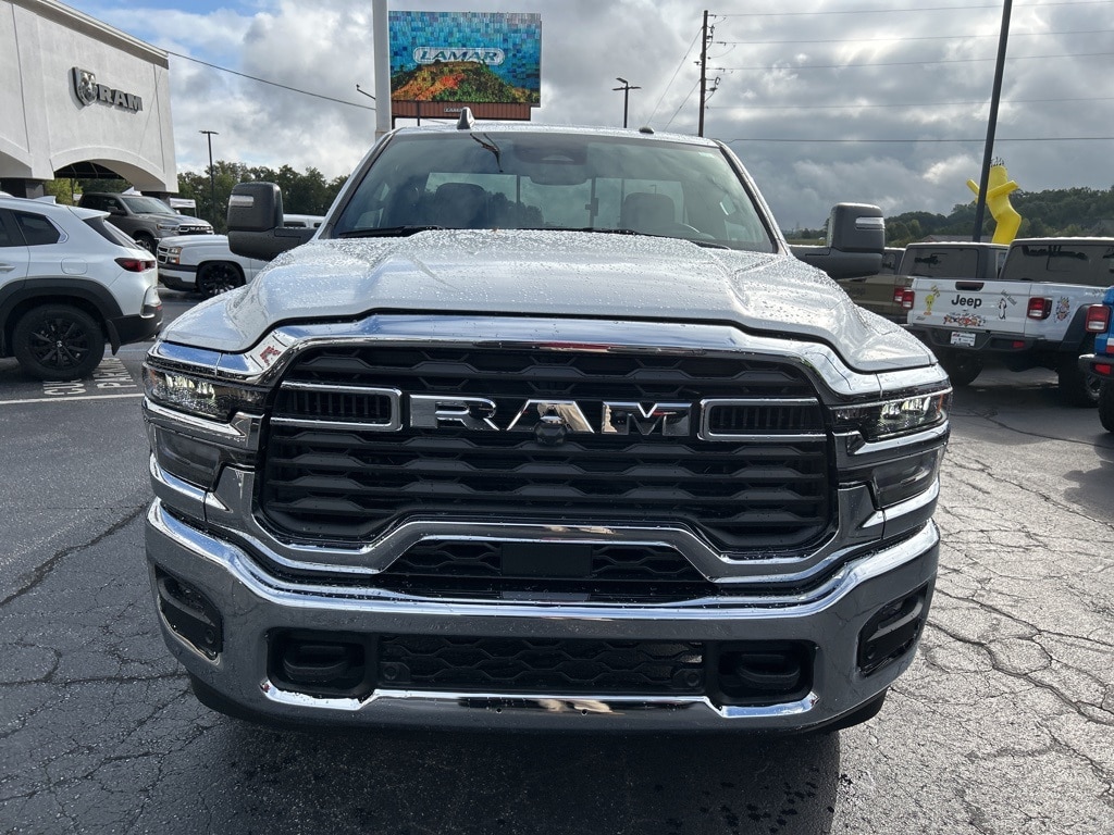 2026 Ram 2500 Tradesman photo 2